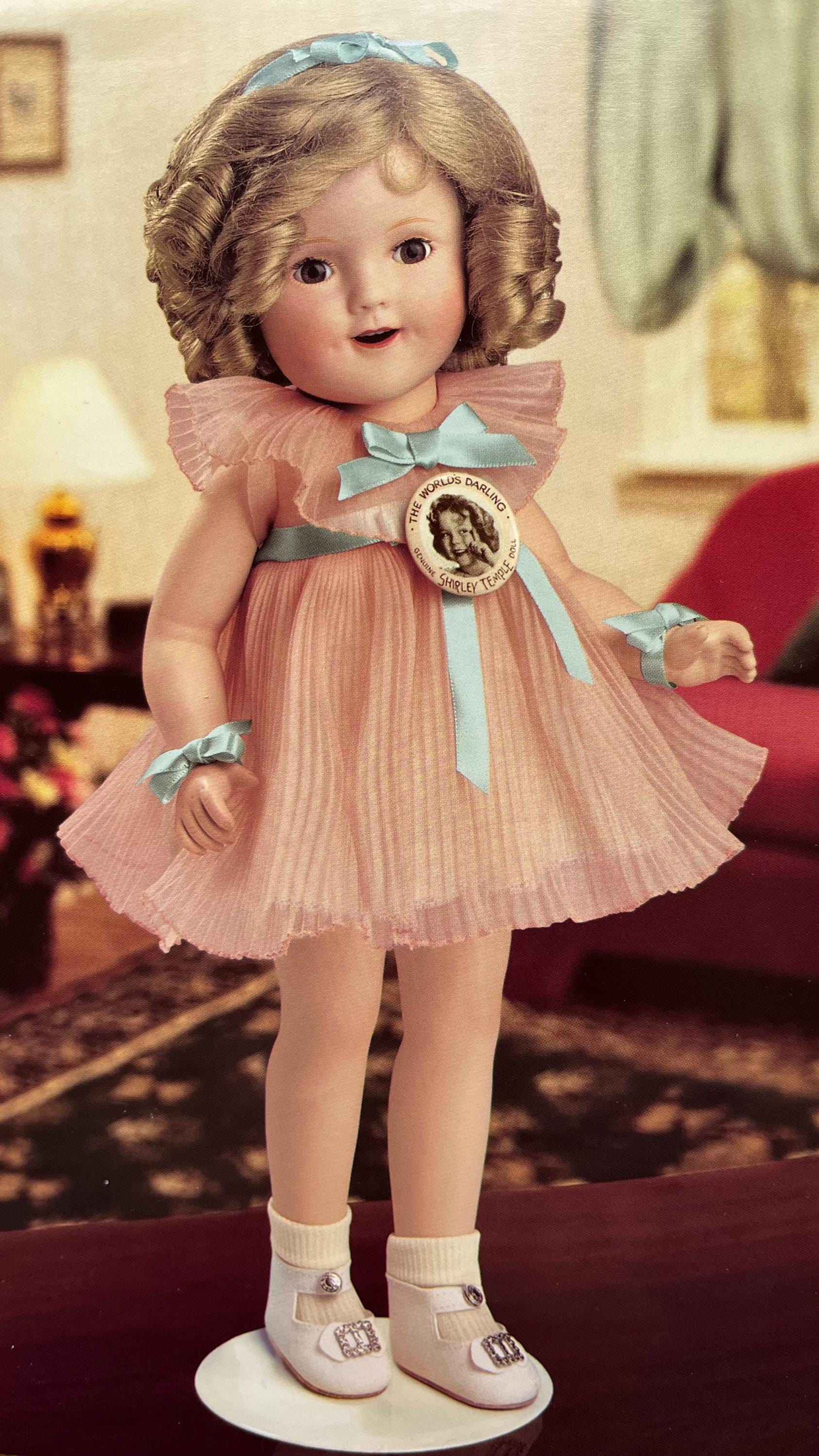 Shirley Temple Doll Collection - 15 Dolls with original VHS tapes