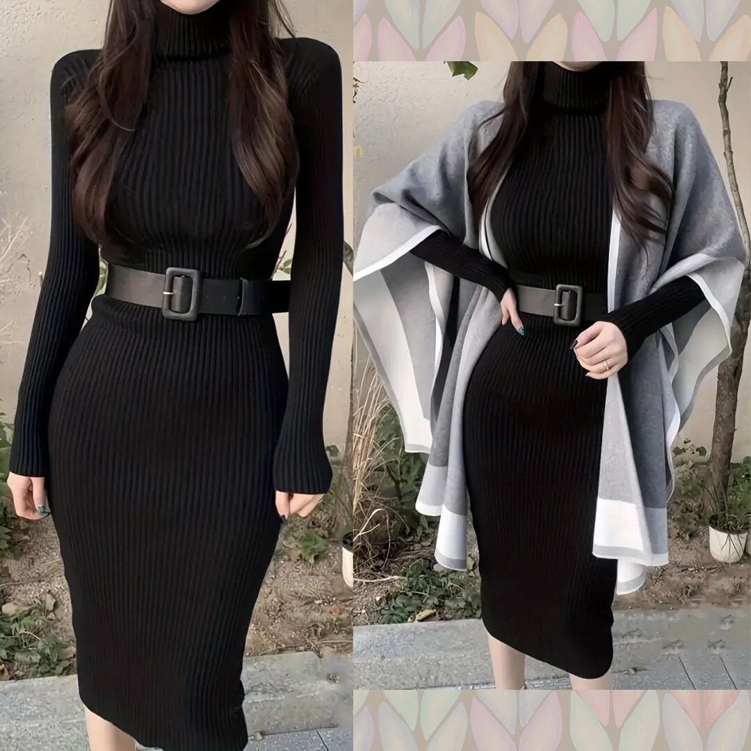 Turtleneck Maternity Gown with Train