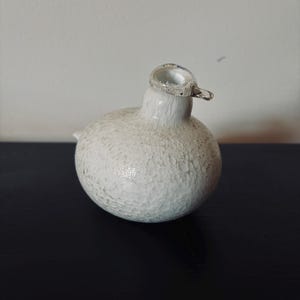 Oiva Toikka white bird for Nuutajarvi, Finland, signed and labeled, 1980s