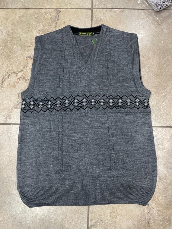 Christopher Knight Men's Tank Top Sleeveless Jumper Slipover