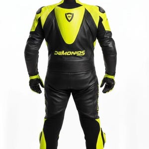Tuta in pelle da moto personalizzata - Tuta da motociclista professionale con armatura CE - Abbigliamento protettivo da motociclista per uomo immagine 2