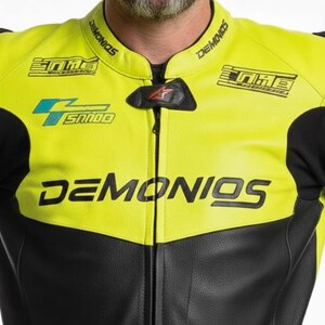 Tuta in pelle da moto personalizzata - Tuta da motociclista professionale con armatura CE - Abbigliamento protettivo da motociclista per uomo immagine 5