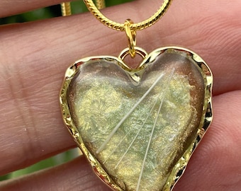 Harthangerketting kattensnor in hars (gouden afwerking)
