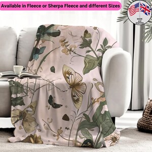 Sherpa Fleece Blanket Moth Butterfly Gift for Boyfriend and Girlfriend Animal Moth Print Gift for Wife Gift for Family Wedding Gift Vintage