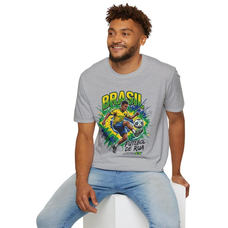 Brasil Futebol de Rua T-Shirt | Brazilian Street Soccer Soccer Player Graphic Tee image 19