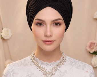 黒のプリーツ入りクロスラップターバン、すぐに着用できる控えめなヘッドカバー