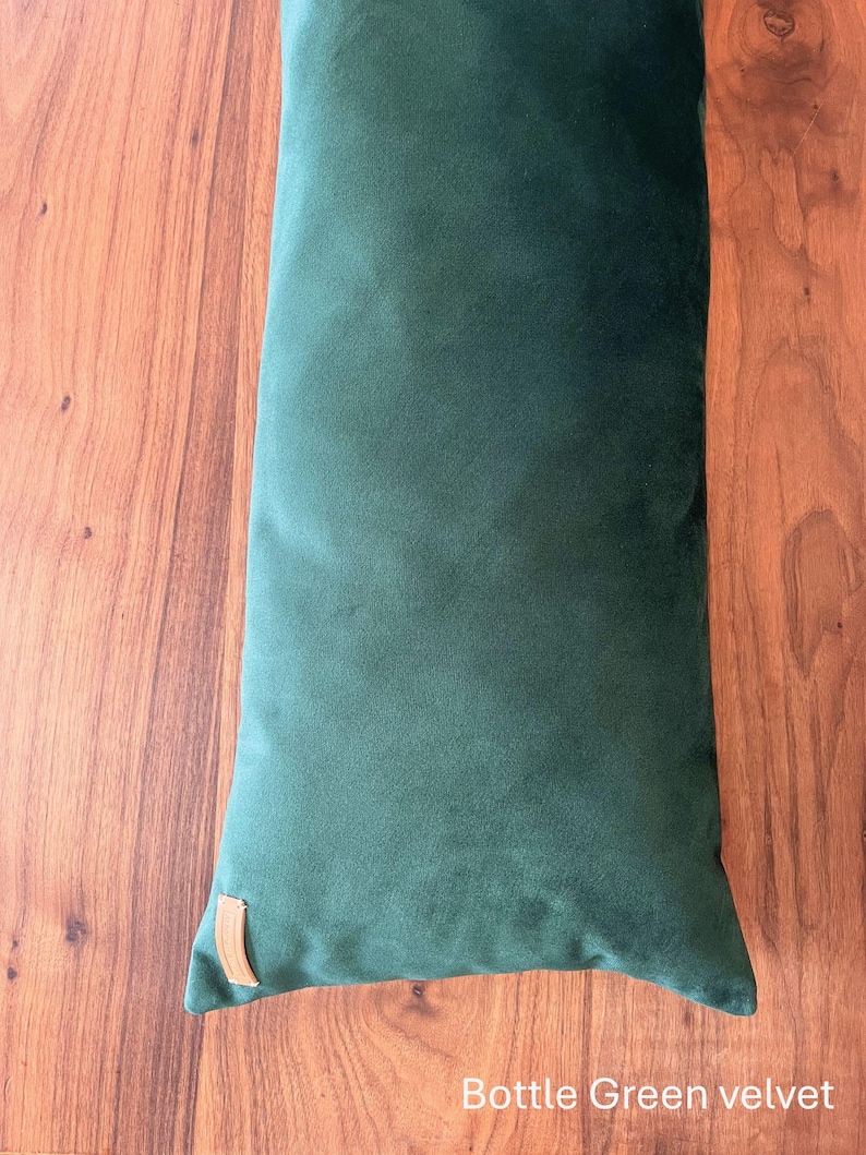 Cushion in Bottle Green velvet colour