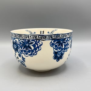 Scented Soy Candle - 25oz - Be Happy Blue Floral Bowl,Large Candles,Gift for Her - Anthropologie - Assorted Bowls - Repurposed & Sustainable bild 8