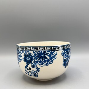 Scented Soy Candle - 25oz - Be Happy Blue Floral Bowl,Large Candles,Gift for Her - Anthropologie - Assorted Bowls - Repurposed & Sustainable bild 7