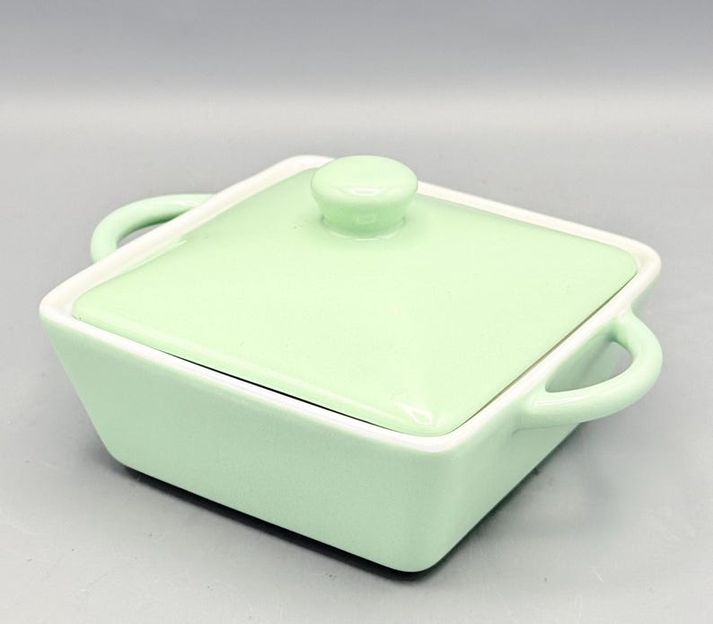 Vela de soja perfumada personalizada - 250 ml - Mini vela cuadrada de cerámica con tapa verde menta - Martha Stewart - Cuencos surtidos - Reutilizada y sostenible imagen 6