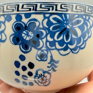 Scented Soy Candle - 25oz - Be Happy Blue Floral Bowl,Large Candles,Gift for Her - Anthropologie - Assorted Bowls - Repurposed & Sustainable bild 13