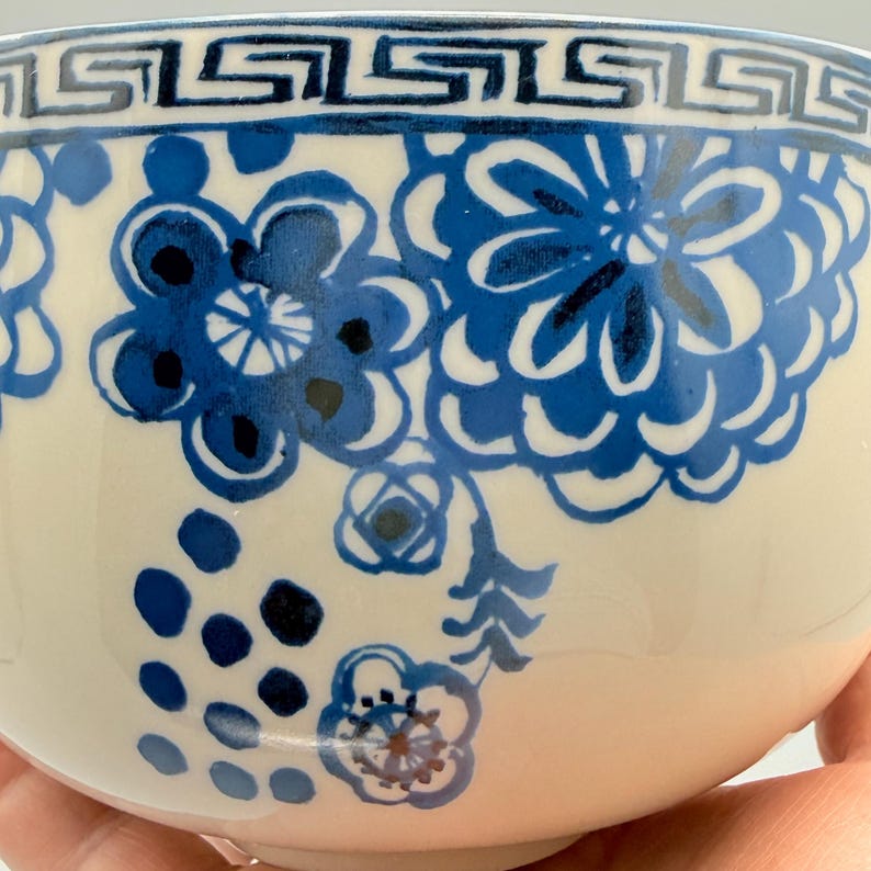 Scented Soy Candle - 25oz - Be Happy Blue Floral Bowl,Large Candles,Gift for Her - Anthropologie - Assorted Bowls - Repurposed & Sustainable bild 13