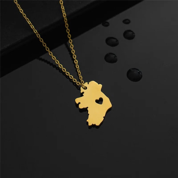 Ireland Jewelry, Any Country Necklace, Ireland Shaped Necklace,Ireland Island Necklace With A Heart,State Shaped Pendant,heart love necklace