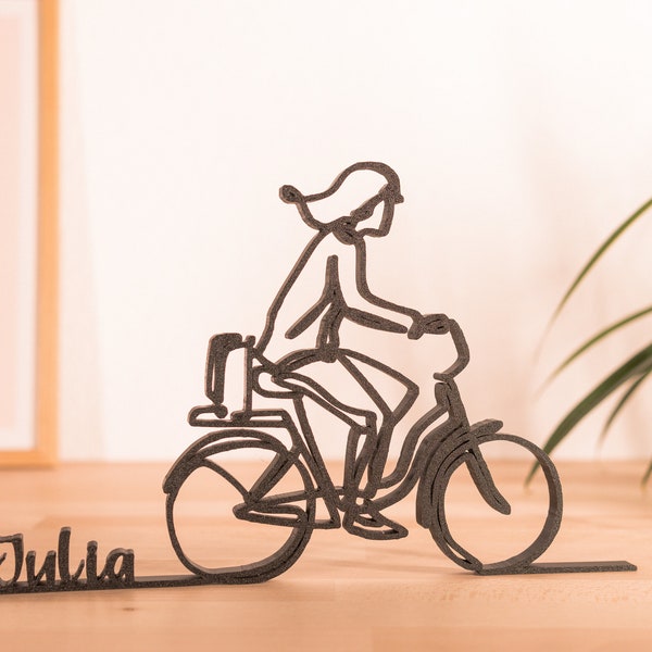 Line-Art Skulptur personalisiert "Radfahrerin" – Ideales Geschenk für Radfahrerinnen und Kunstliebhaberinnen mit persönlichem Touch