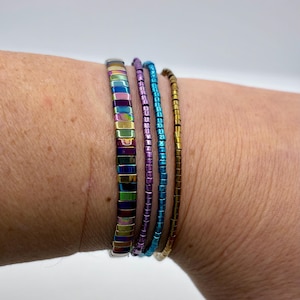 Bracelet set, Japanese Tila, flat square tile, elastic irridescent rainbow metallic, seed bead Beach, summer, jewellery set, bright colour