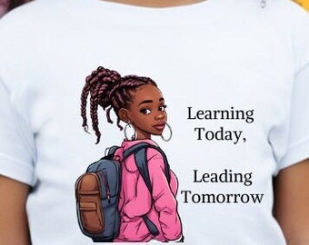 Camiseta Infantil Niña Negra "Aprendiendo hoy, liderando el mañana" - Ropa para niños