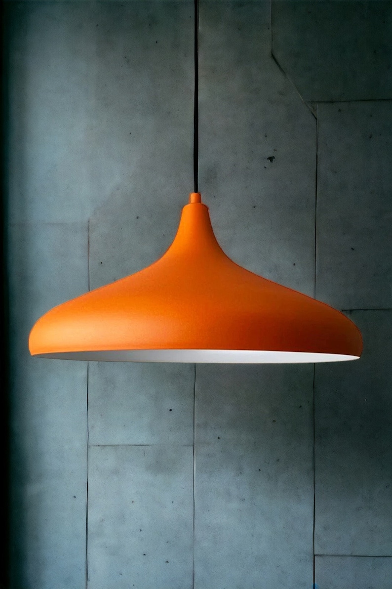 Moderne Nordic Design Lampe Orange Dome Pendelleuchte, 35cm Metall Deckenleuchte für eine skandinavische Atmosphäre, Küche Pendelleuchte Bild 3