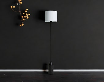 Lámpara de pie negra, lámpara de pie de metal: iluminación elegante para cualquier habitación, lámpara de pie moderna, lámpara de pie de dormitorio, lámpara de pie alta,