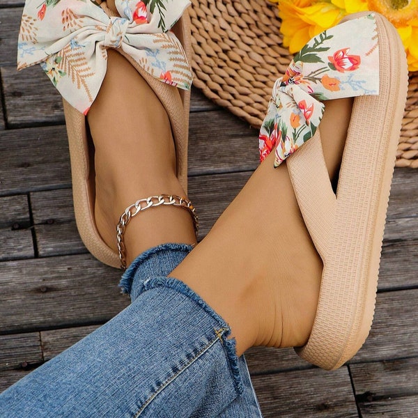 Summer Slippers | Summer Footwear | Decorated Slippers | Slippers for Women | Floral Flip-Flops | DIY Bow