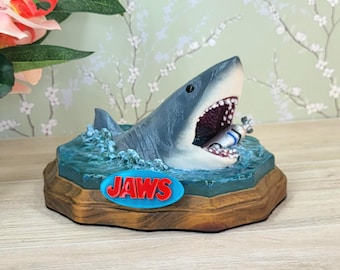 Universal Studios JAWS movie summer 50th anniversary shark resin figure figurine desk accessory home decor Steven Spielberg 1975