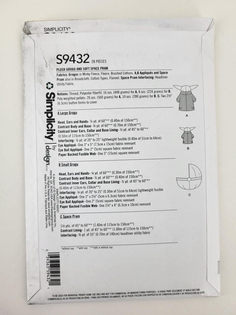 K&ouml;nnte beinhalten: Ein Simplicity-Schnittmusterpaket mit Anleitungen f&uuml;r einen Pl&uuml;sch-Grogu und einen weichen Space Pram. Das Paket enth&auml;lt Stoffanforderungen, Zubeh&ouml;r und Diagramme f&uuml;r die Erstellung der Projekte. Das Design ist nur f&uuml;r den Hausgebrauch bestimmt.