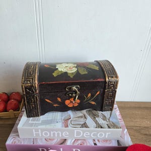 Vintage Treasure Chest Wood Lined Tole Large Box Folk Art Hand Painted Flowers Botanical Design