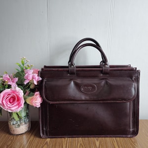 Vintage Bugatti Umhängetasche | Aktentasche, braune Ledertasche, burgunderbraune Handtasche.