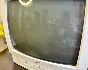 Vintage rare Portable TV JVC, Plastic Tv, Color Tv, Working Tv, with remote control, Retro Tv, white Tv, YK2s, made in Japan.