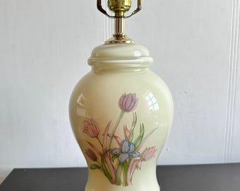 Vintage 80’s beige floral glass table lamp 15.5” long.