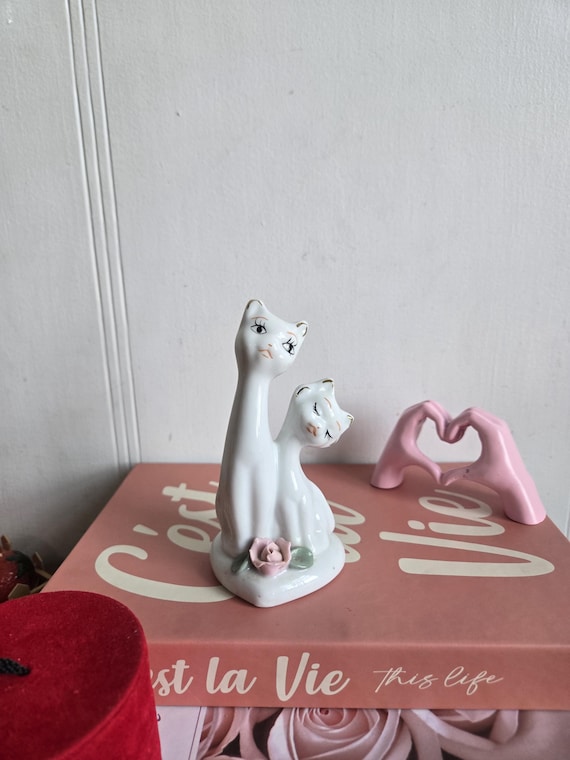 Vintage Porcelain Cat and Kitten Mom ,white Cat Home Decor ,gift for Cat  Lovers. - Etsy