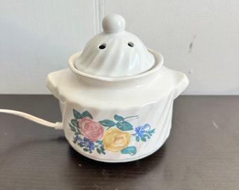 Vintage Electric ceramic candle warmer.