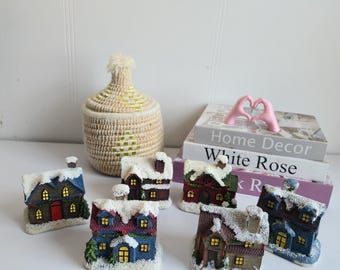 Vintage Christmas Village Sets ,Christmas Village Houses with Figurines, Christmas Village Collection Indoor Room Decor .