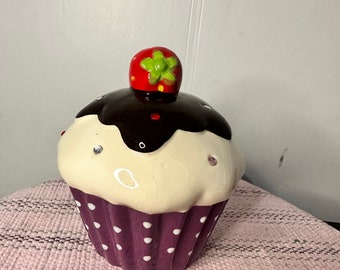 Vintage Cupcake Ceramic Money Bank,Ceramic Cupcake strawberry topCoin Bank-Cupcake Piggy Bank, Cupcake Decoration-Gifts.