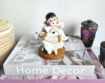 ヴィンテージピエロピエロの置物、陶器のピエロ像、座ったピエロの置物