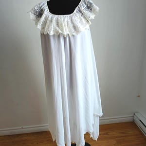 Vintage White Lingerie chiffon baby doll nightgown.