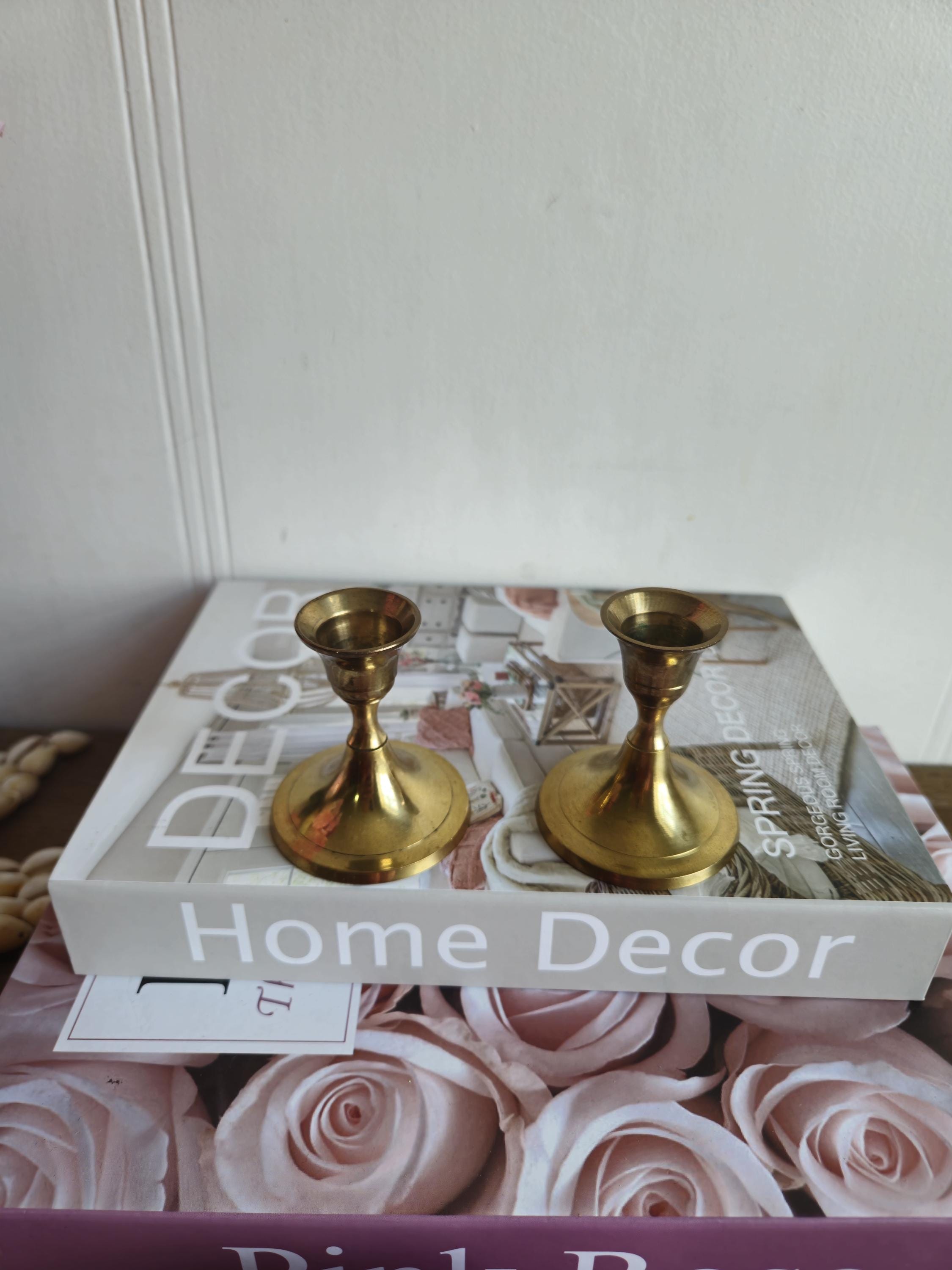 ヴィンテージ真鍮製キャンドルスタンド2個セット - 短い真鍮製