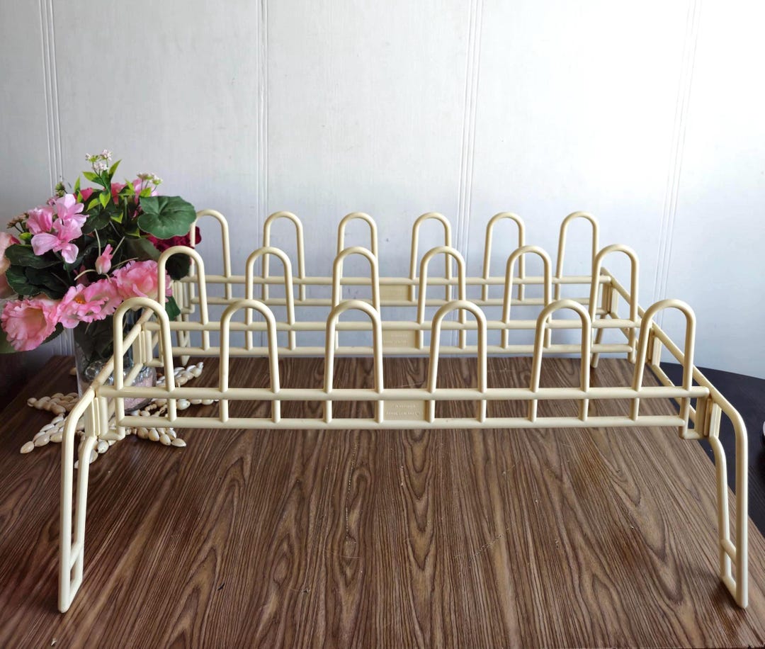 Vintage 80s White Plastic Shoe Rack, 18 Pairs of Vintage Shoe Racks - Etsy