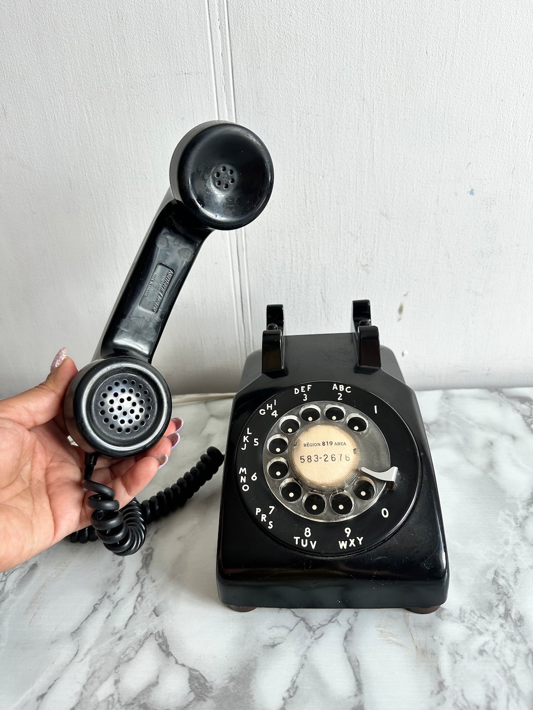 Vintage Western Rotary Phone Classic Charm and Timeless Elegance