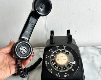 Vintage Western Rotary Phone Classic Charm and Timeless Elegance