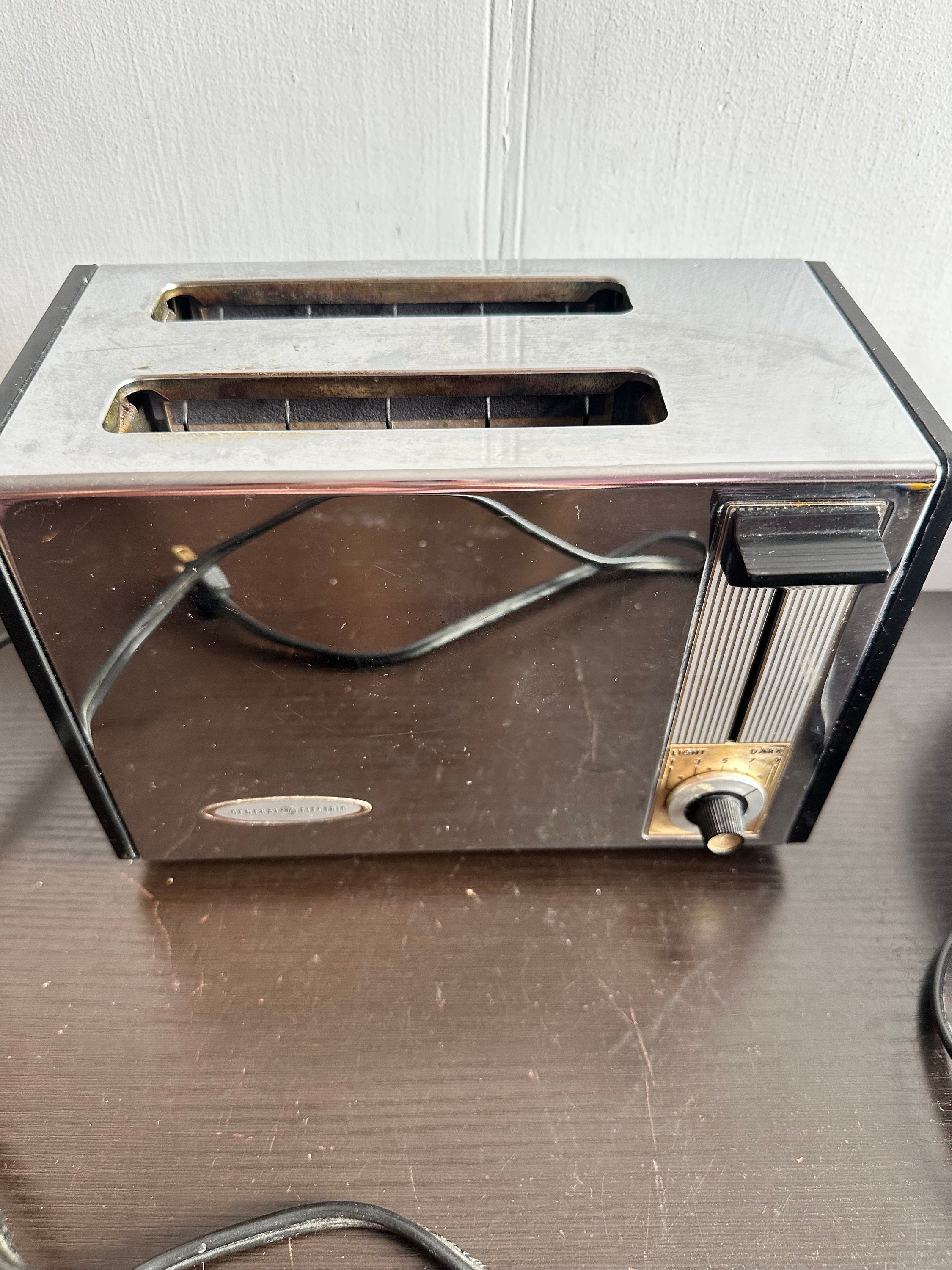Vintage General Electric Vintage Chrome 2 Slice Toaster. - Etsy