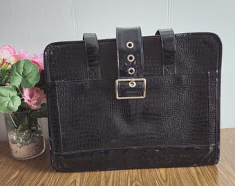 Transportín pequeño para mascotas Vintage Pets para perros y gatos pequeños - Bolso de viaje para mascotas de piel de cocodrilo sintética - Transportín de viaje para mascotas con doble correa.