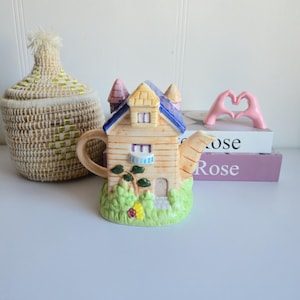 Vintage Glazed Ceramic Farmhouse Teapot - Looks Like a Farmhouse
