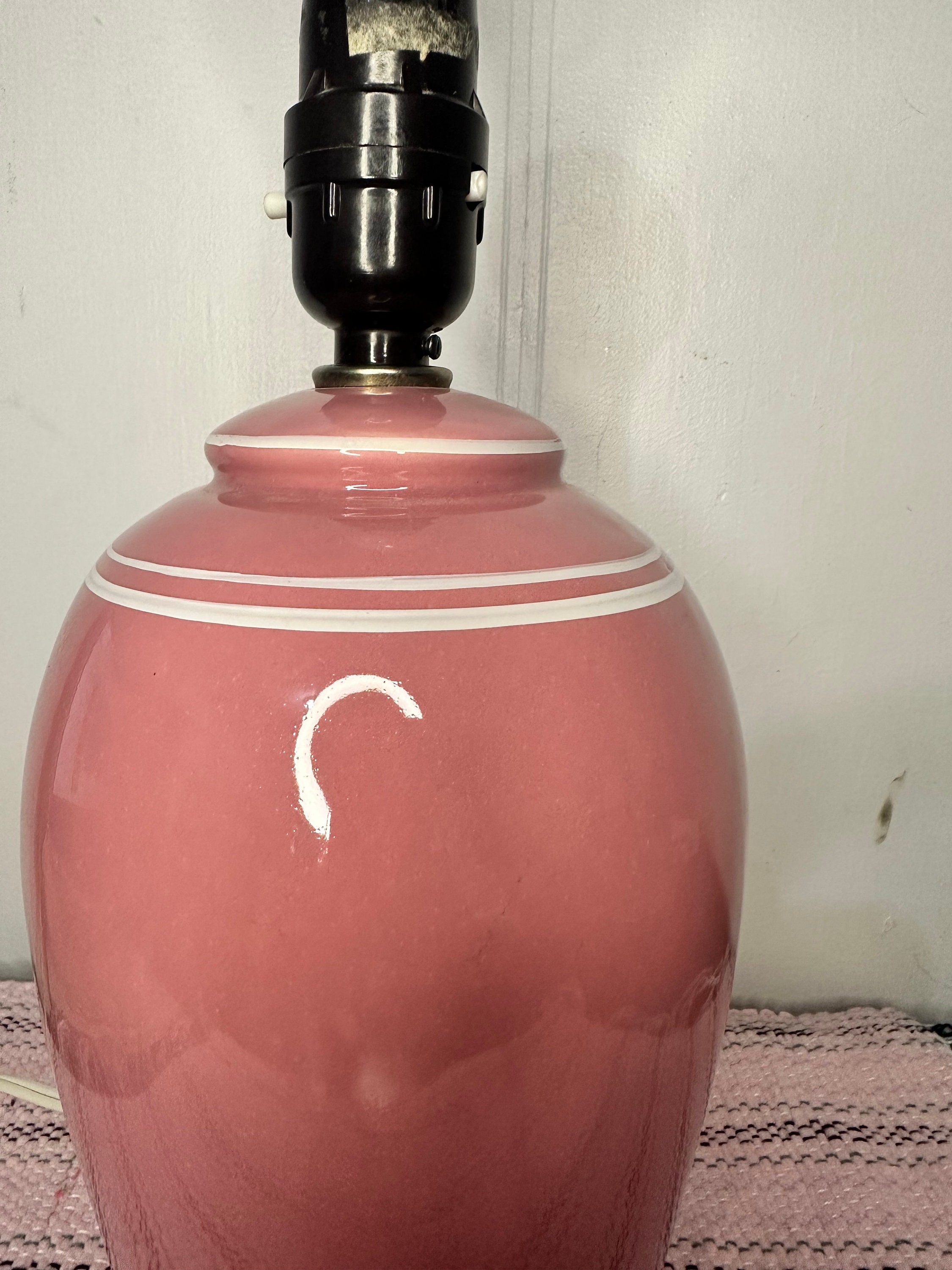 Vintage 80s Pink Mauve Pottery Ceramic Table Lamp Ginger Jar Urn