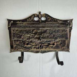 Vintage Metal Decorative Mailbox with Newspaper Hooks, Easy to Install Wall Mount, Rustproof, Heavy Duty, Hummingbird Mail Box for Out.