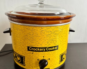 Vintage corwal,“crockery cooker” Slow Cooker,brown crock.