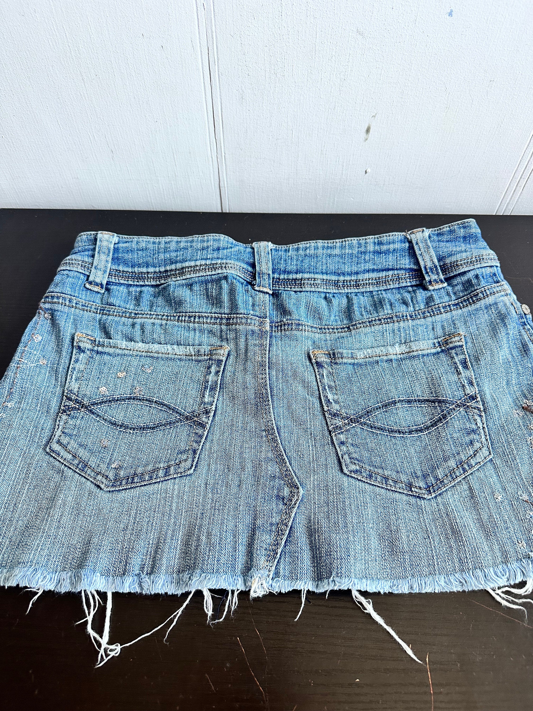 Vintage Distressed Denim Mini Skirt ,raw Hem Jean Skirt Y2K
