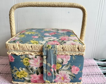 Vintage small sewing basket, woven wicker design and floral pattern with handle, sewing storage with 70s mod floral.