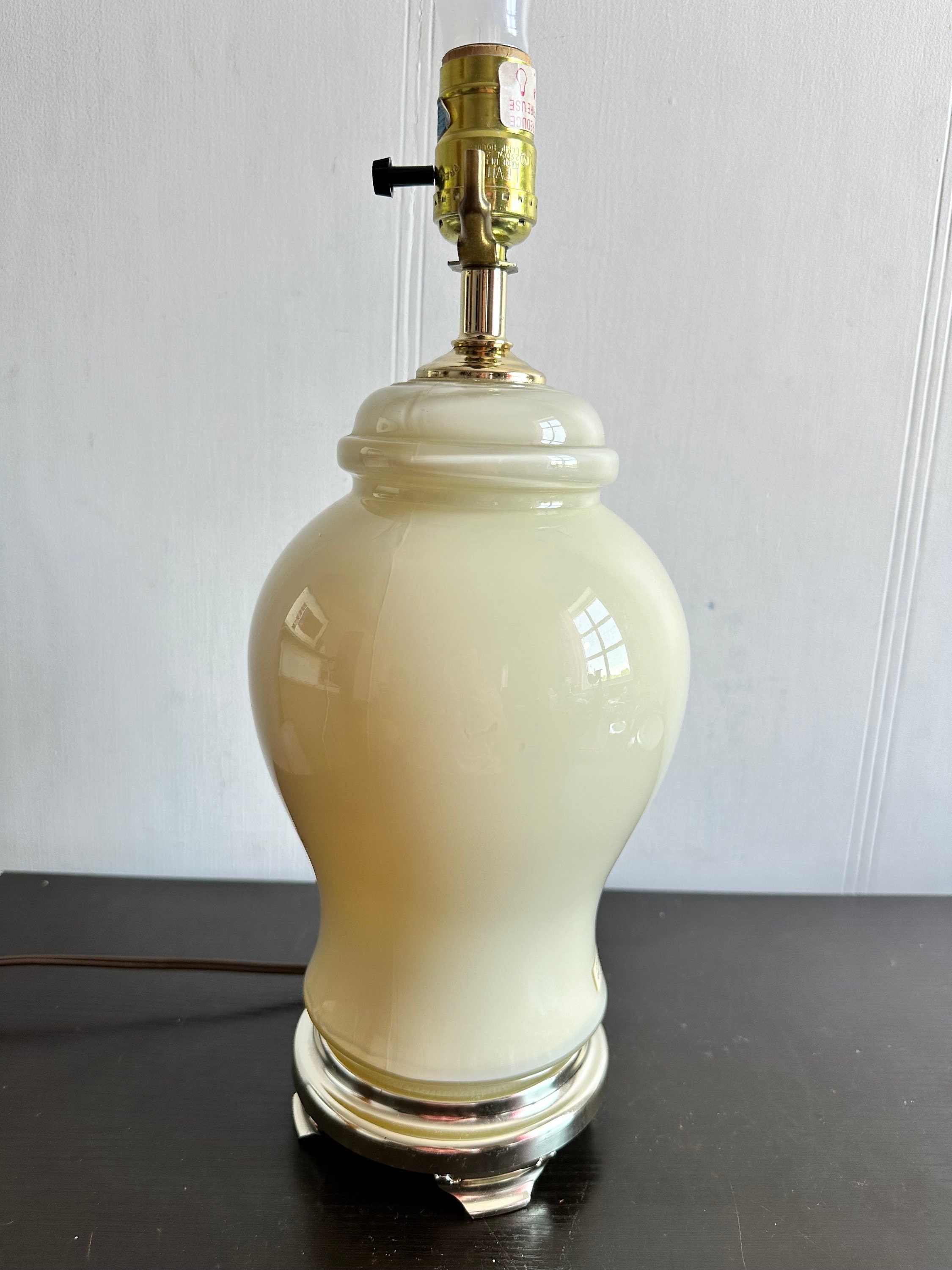 アンティーク　フラワーランプ Vintage Metal Flower Lamp | Bedside Lamp | Lighting Studio