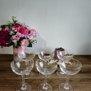 Vintage Mid Century Modern Patterned Crystal Champagne Glasses Set of 6 Fine Crystal Champagne Glasses.