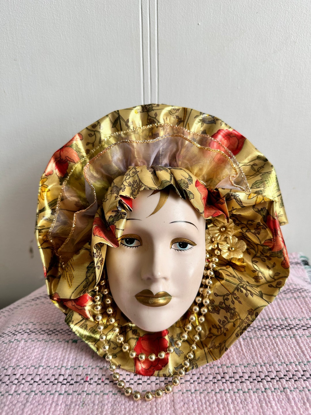 Vintage Traditional Mask, Ceramic Mask, Porcelain/ceramic Hand
